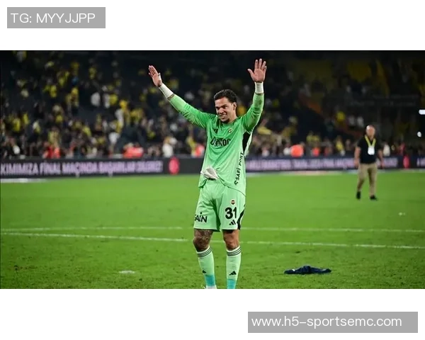 米兰关注19岁边锋拉扬本赛季巴甲已打入11球 米兰关注19岁边锋拉扬本赛季巴甲已打入11球